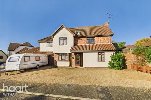 5 bedroom detached house for sale, Playle Chase, Great Totham