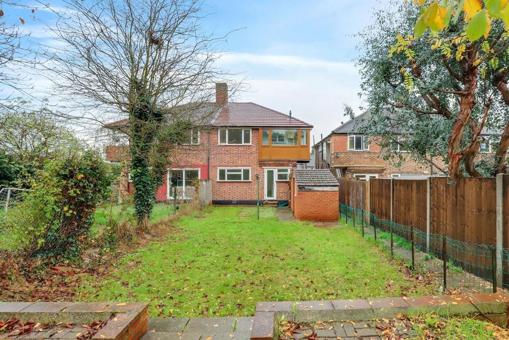 13-3e88 JHProp World - 21 Meadowview Close - 37-medi