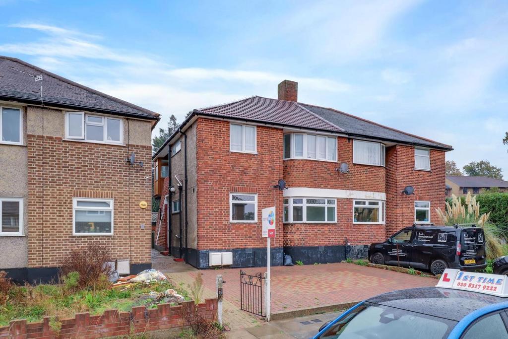 15-9f72 JHProp World - 21 Meadowview Close - 43-medi