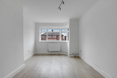 2 bedroom maisonette for sale, Meadow Close, Catford
