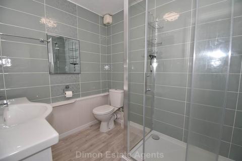 2 bedroom flat for sale, Elmhurst Road, Gosport