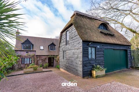 undefined, Twatling Road, Barnt Green, B45