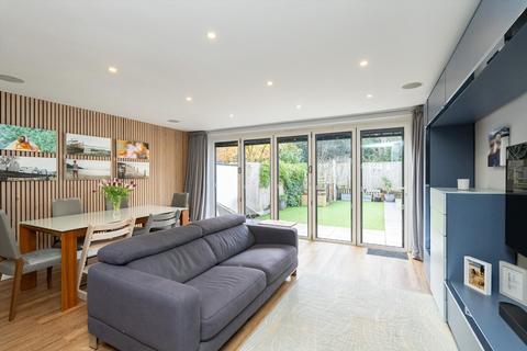 undefined, Seaton Close, London, SW15