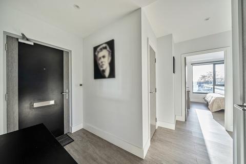 1 bedroom apartment for sale, Marsh Road, Pinner, HA5