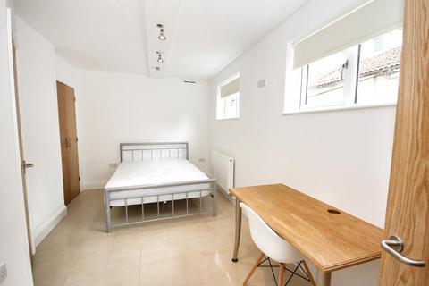 undefined, London Road, Somerset BA1
