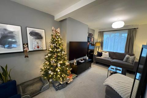 2 bedroom semi-detached house for sale, Churchill Avenue, Aylesbury HP21