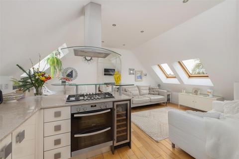 1 bedroom apartment for sale, Wheatley Road, Whitstable
