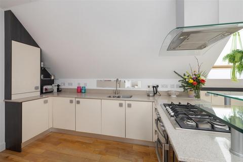 1 bedroom apartment for sale, Wheatley Road, Whitstable