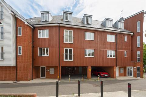 2 bedroom apartment for sale, Regent Street, Whitstable