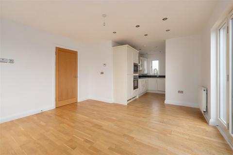 2 bedroom apartment for sale, Regent Street, Whitstable