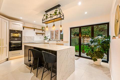 undefined, Azalea Close, Burbage, LE10
