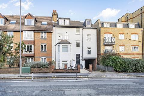 Kingston Road, New Malden, KT3