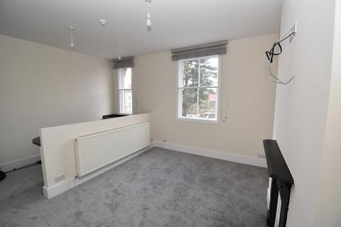 1 bedroom apartment to rent, Grove Street, Leamington Spa