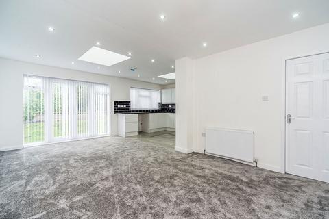 3 bedroom detached house to rent, Scotts Green Close, West Midlands DY1
