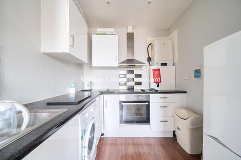 1 bedroom flat to rent, Peckham High Street, London, SE15