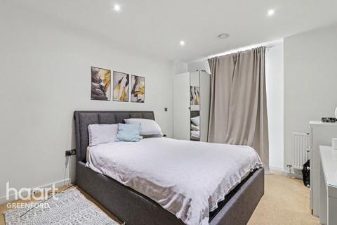 2 bedroom apartment for sale, Osborne Road, London