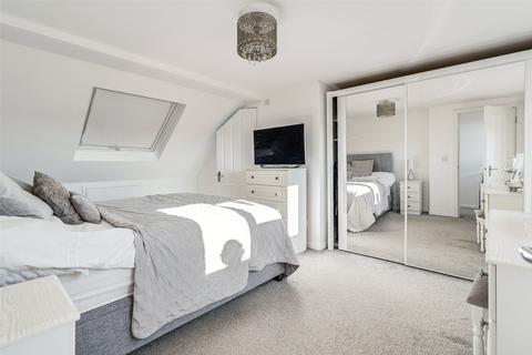 4 bedroom semi-detached house for sale, Terringes Avenue, Worthing, West Sussex, BN13