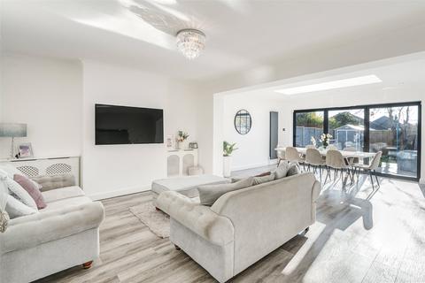 4 bedroom semi-detached house for sale, Terringes Avenue, Worthing, West Sussex, BN13