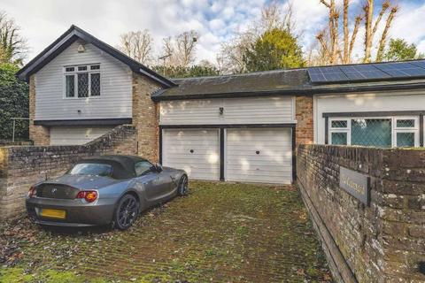 3 bedroom semi-detached house for sale, Berry Hill, Taplow SL6