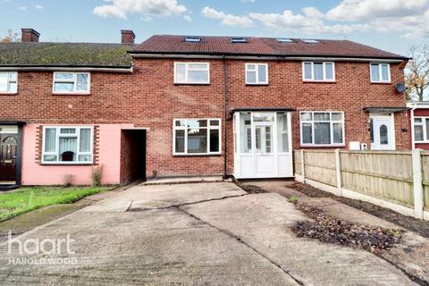 5 bedroom terraced house for sale, Sedgefield Crescent, Harold Hill