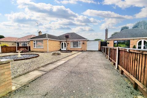 2 bedroom detached bungalow for sale, Sherwood Drive, Spalding