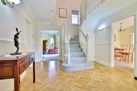 4 bedroom detached house for sale, Foxenfields, Abbots Ripton
