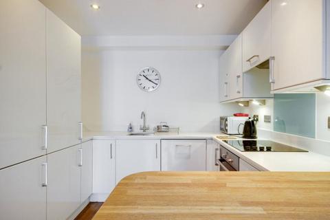 1 bedroom apartment to rent, Opal Court, London, E15