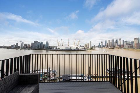 2 bedroom flat to rent, 79 Orchard Place, London E14
