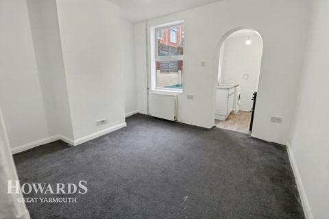 2 bedroom end of terrace house for sale, School Road, Great Yarmouth