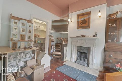 4 bedroom detached house for sale, Dewsland Park Road, Newport