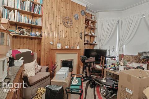 4 bedroom detached house for sale, Dewsland Park Road, Newport