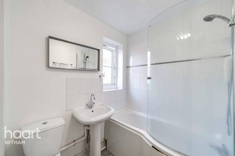 2 bedroom apartment for sale, Constance Close, Witham