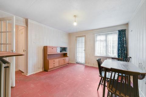 1 bedroom maisonette for sale, Delaporte Close, Epsom KT17