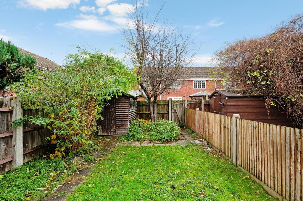 DELAPORTE CLOSE, 69-9.jpg