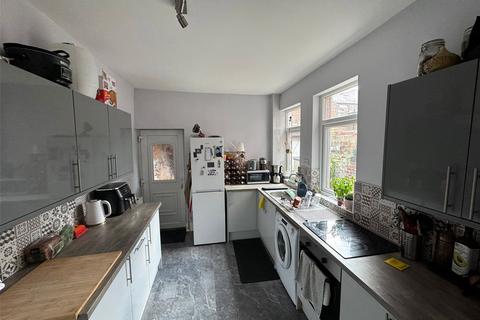 3 bedroom terraced house to rent, 126, Cardigan Terrace NE6