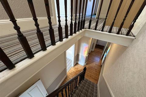 3 bedroom terraced house to rent, 126, Cardigan Terrace NE6