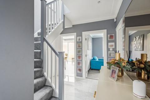 undefined, Compton Rise, Pinner, HA5 5HS