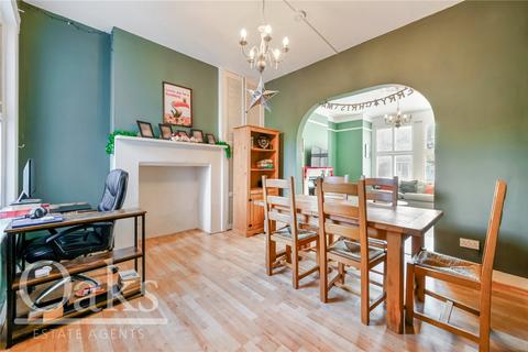 4 bedroom terraced house to rent, Conyers Road, Streatham