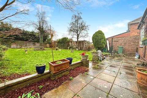3 bedroom semi-detached house for sale, Lawford Crescent, Yateley, Hampshire