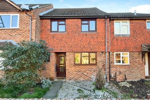 3 bedroom terraced house for sale, Celandine Court, Yateley, Hampshire