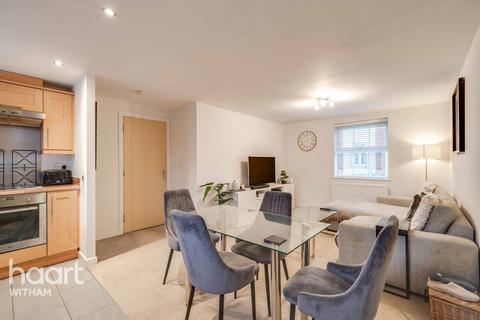 2 bedroom apartment for sale, Holst Avenue, Witham
