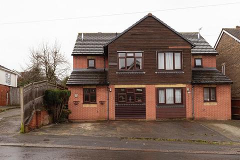 Knighton Road, Redhill
