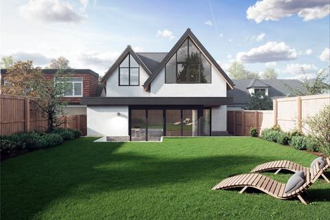 4 bedroom detached house for sale, Woodside, Leigh-on-Sea, Essex, SS9