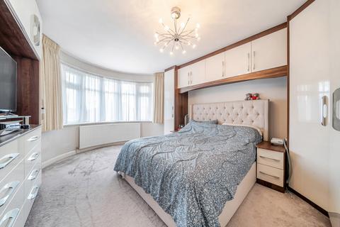 4 bedroom semi-detached house for sale, College Avenue, Harrow, Middlesex