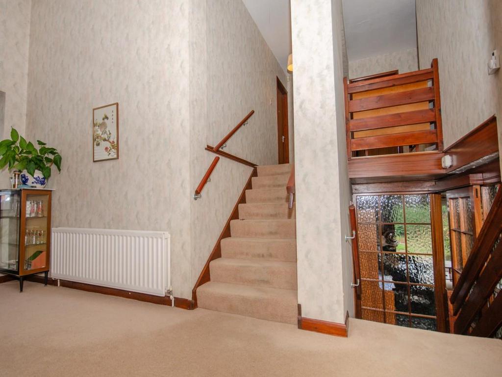 Hallway.jpg