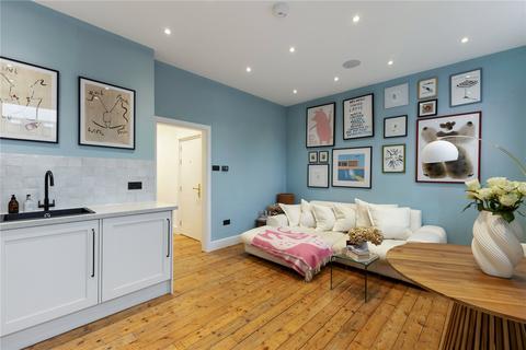 undefined, Lauriston Road, London, E9