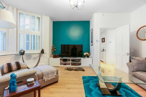 2 bedroom flat for sale, The Drive, Hove, BN3