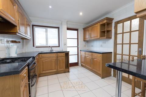 undefined, Poplar Close, Crawley RH11