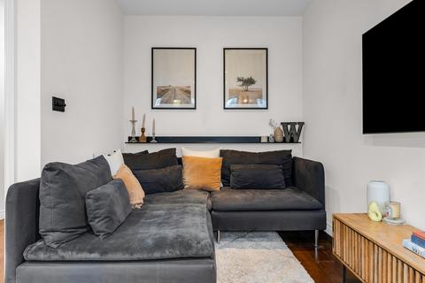 2 bedroom apartment for sale, Plaxton Way, Ware SG12