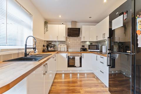 3 bedroom terraced house for sale, Tydies, Coed Eva, NP44